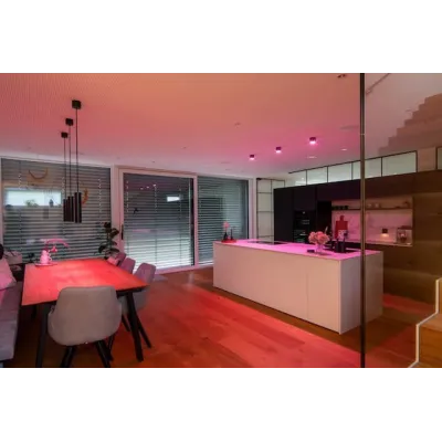 Příložný LED Spot RGBW Tree – bílá | Solar-Green.cz