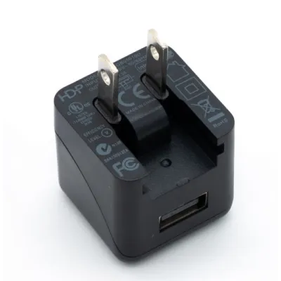 USB napájecí zdroj včetně kabelu černá