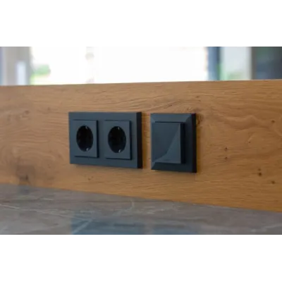 Komfortní senzor Tree – antracitová | Solar-Green.cz