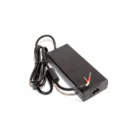 Napájecí zdroj 24V 6,25A do zásuvky | Solar-Green.cz